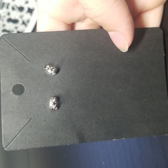 Twisted Blue Stud Earrings. - Picture 4 of 7